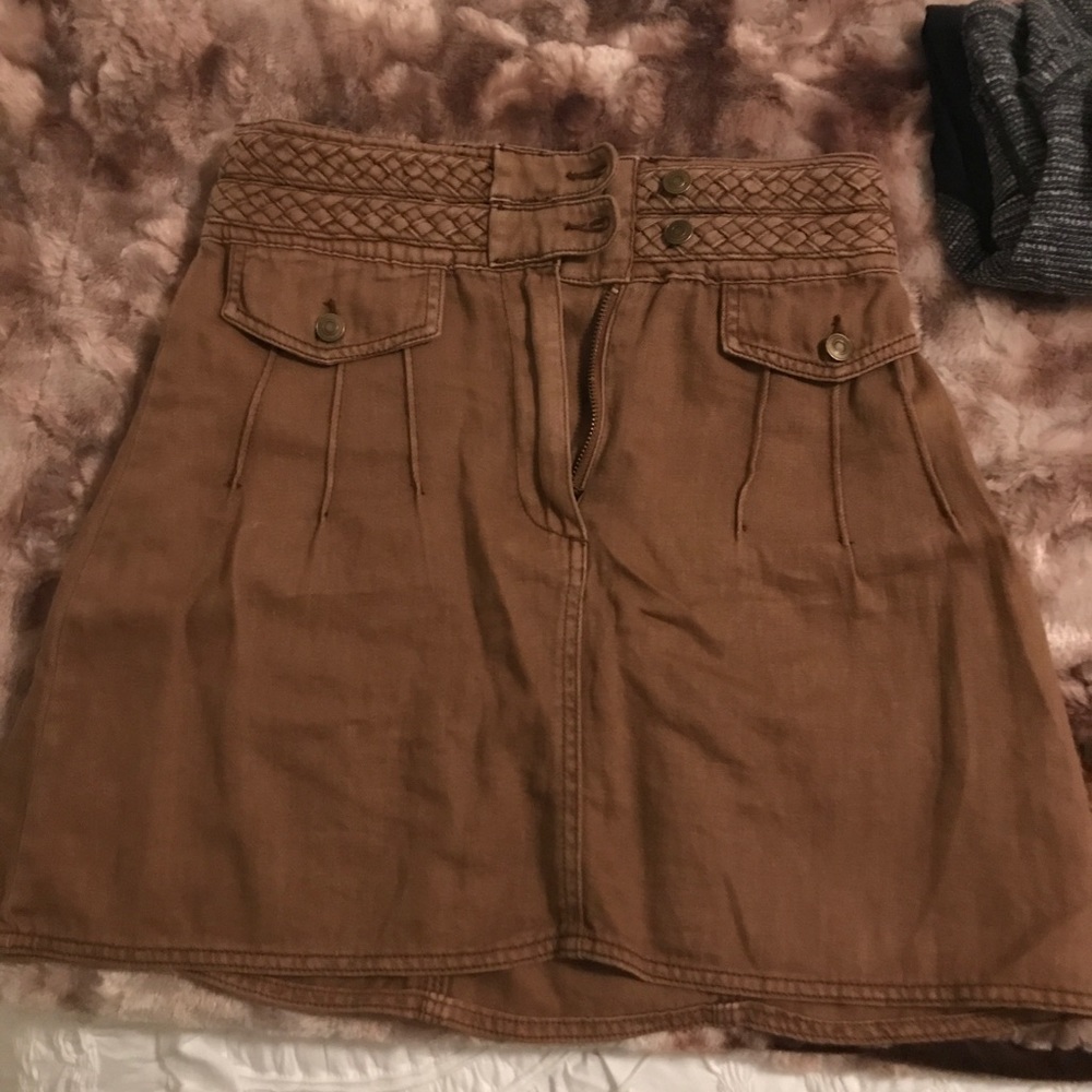 mini skirt